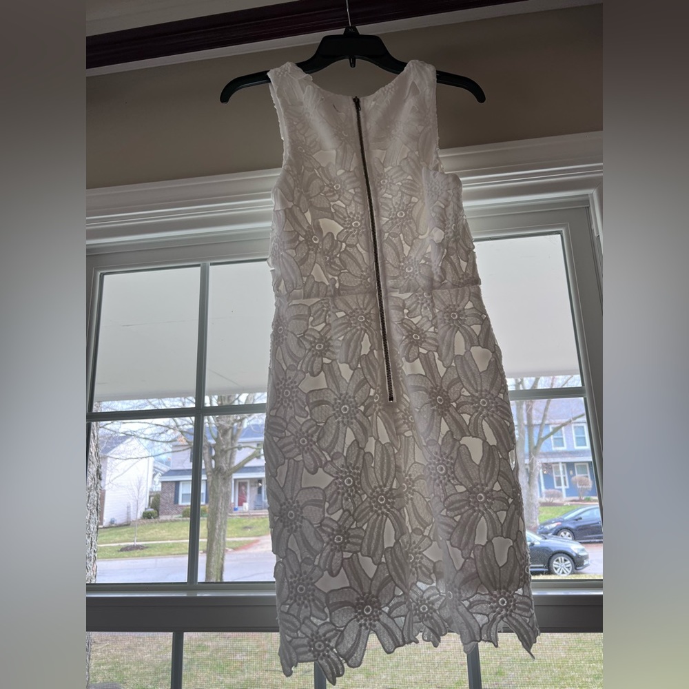 White ASTR Dress - Picture 3 of 4